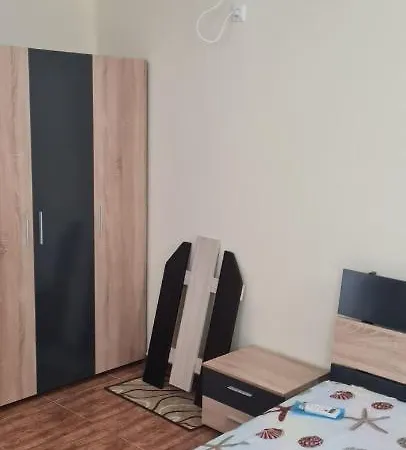 Apartment Приземно Студио В Апартаменти Кристал Първа Линия *